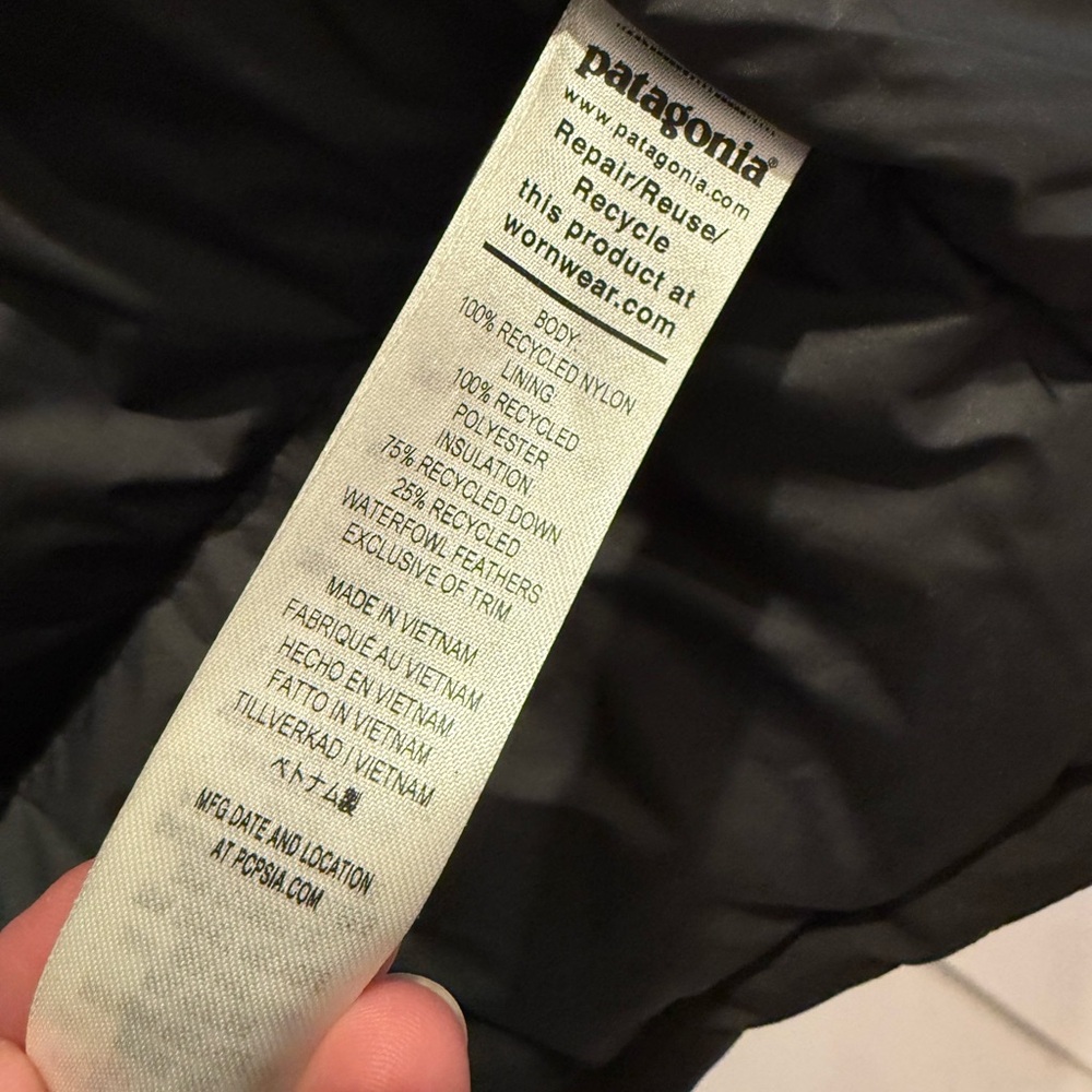 Patagonia Women's Downdrift Parka - Picture 5 of 6